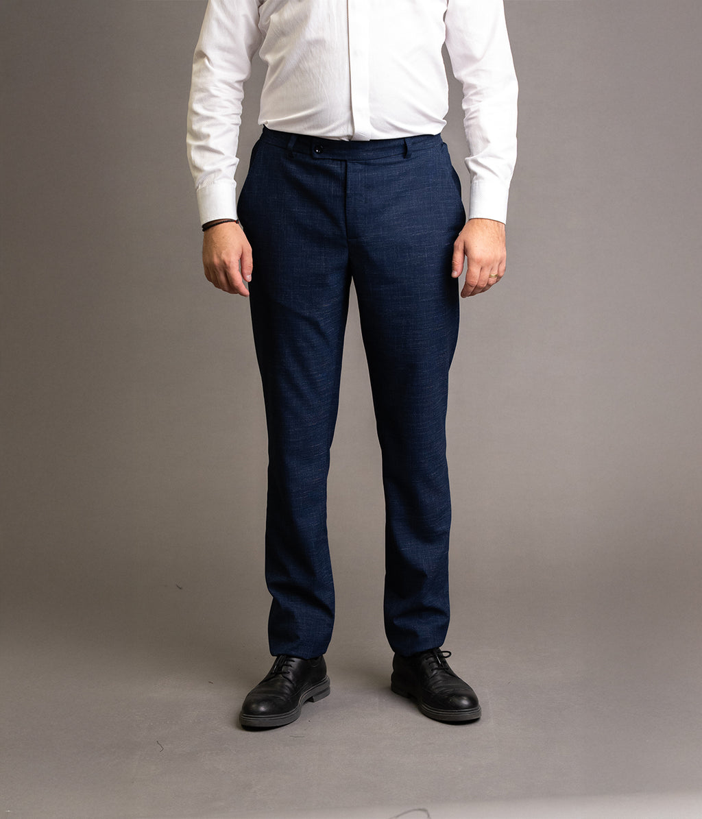 Pantaloni bleumarin cu texturi