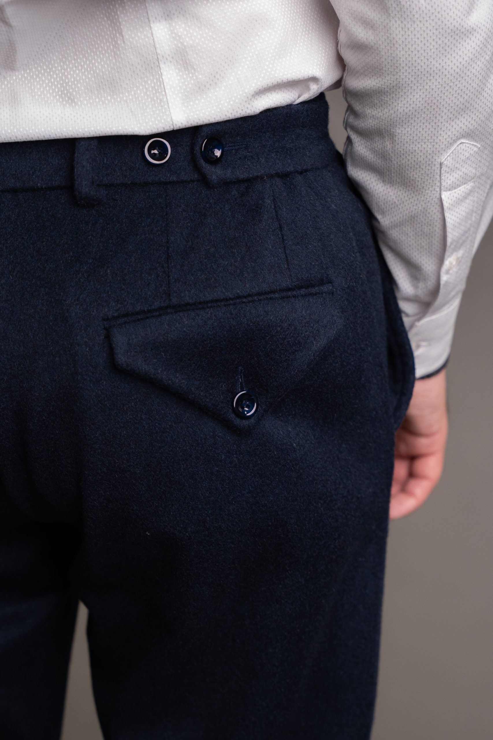 Pantaloni bleumarin flannel