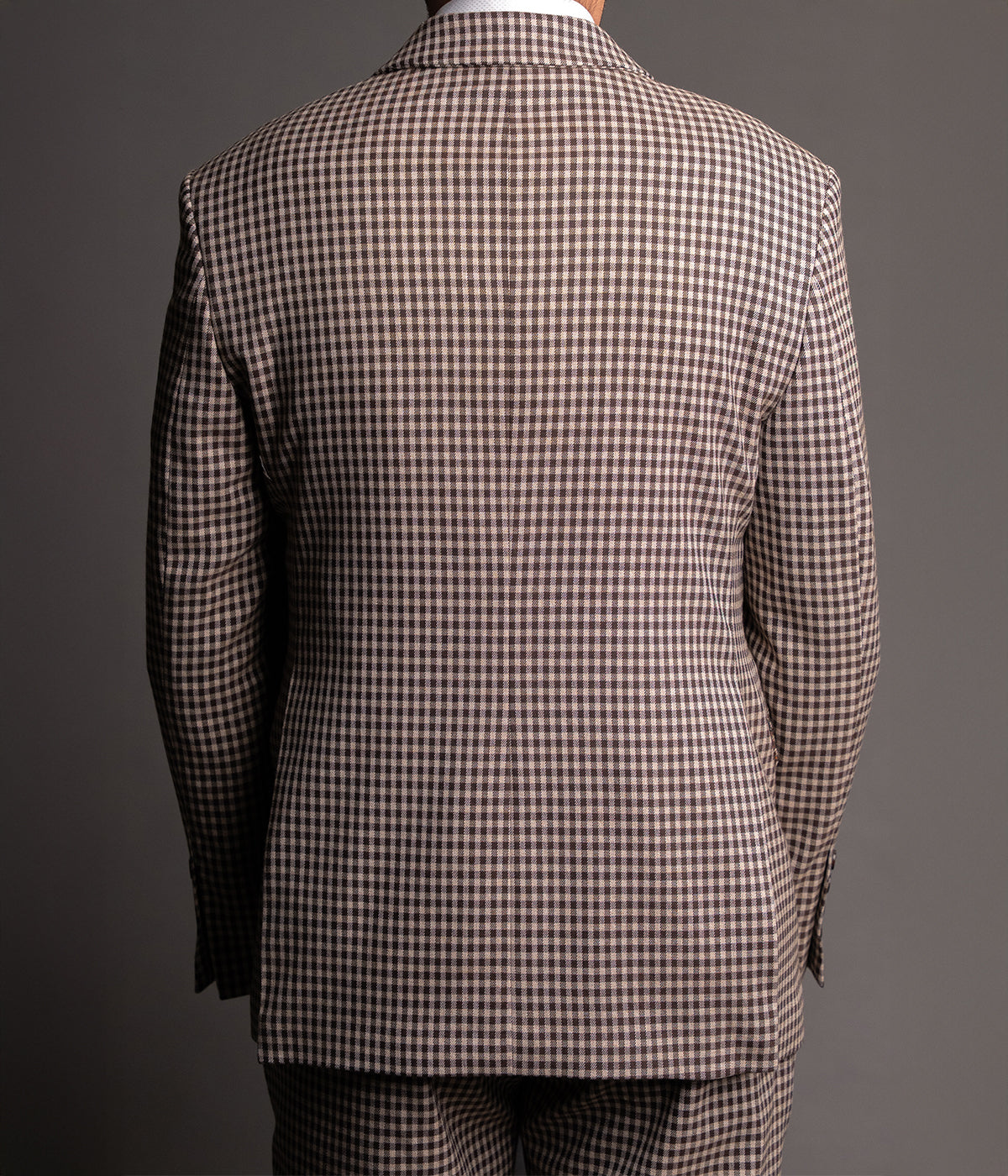 Beige and brown plaid men's blazer by CoutureforGentlemen, tailored fit with lapel collar and front pockets.