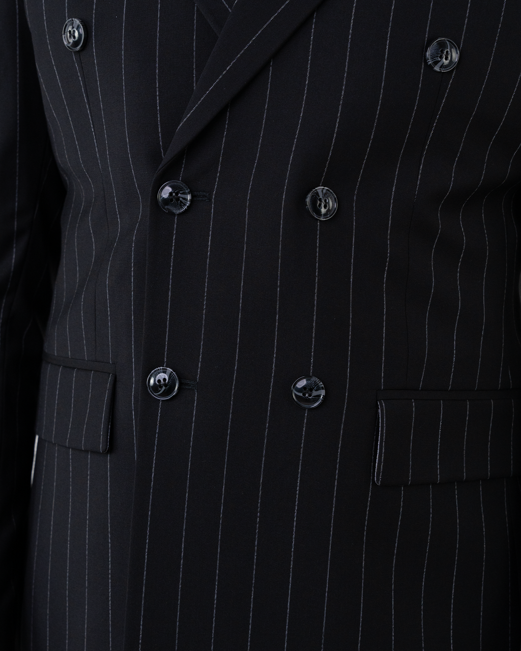 (product) Costum Barbati Negru Dungi la Doua Randuri de nasturi Tailored Fit Cfg321