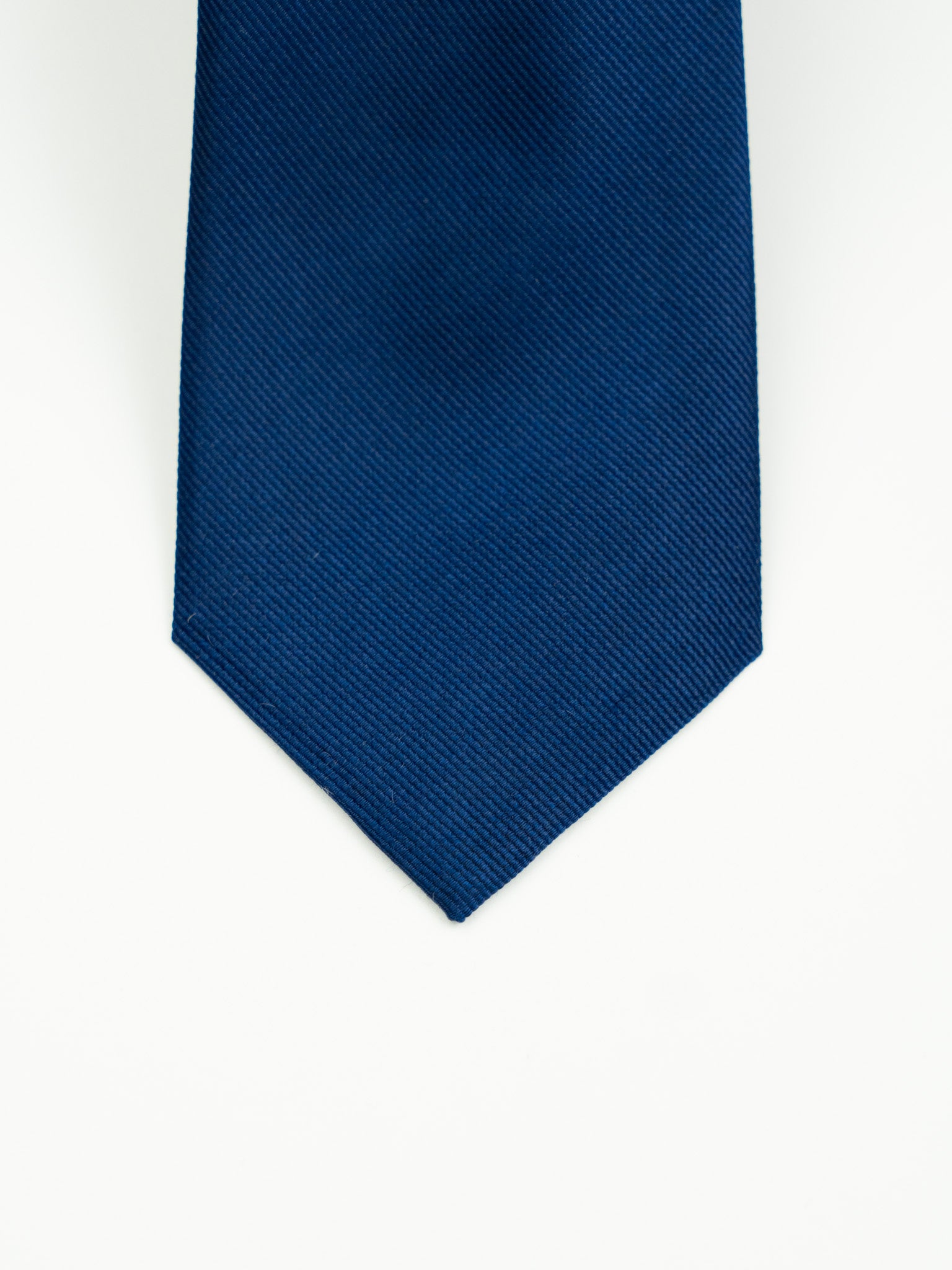 (product) Cravată simplă bleumarin, mătase naturală, Crv002