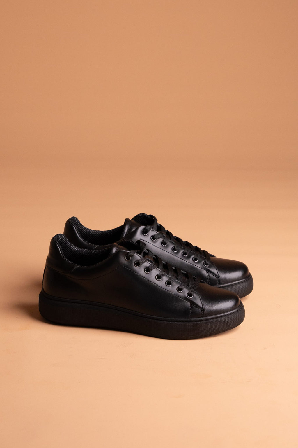 (product) Pantofi Sport Sneakersi Bărbați Negru Cfgp881N