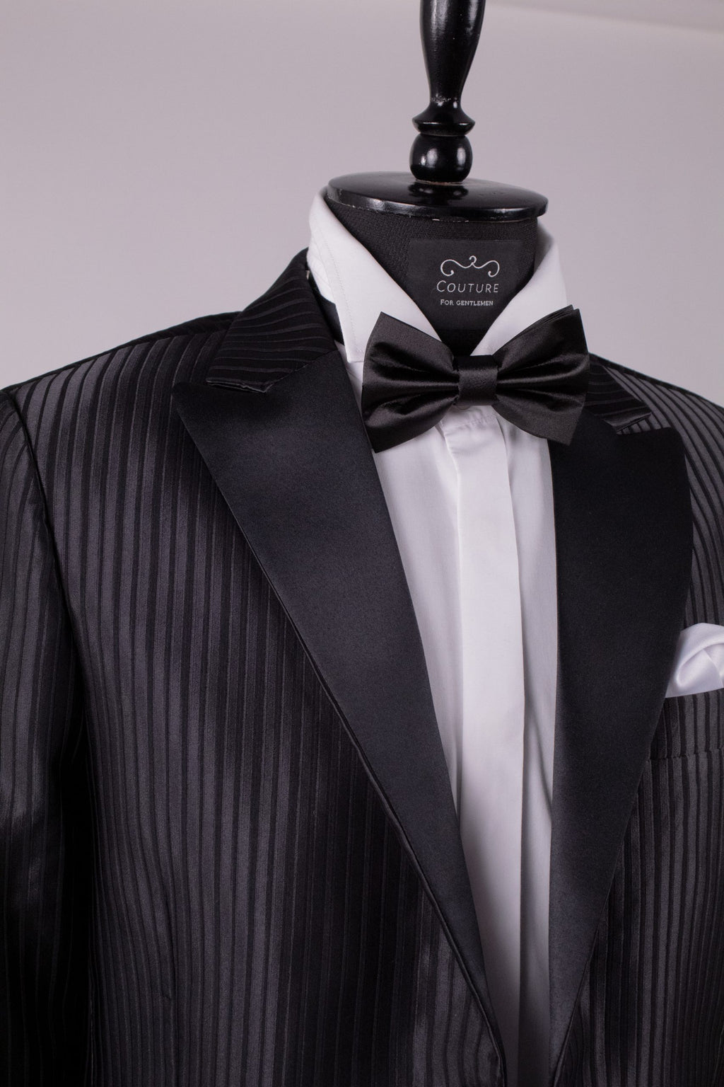 Costum nunta dungi elegante negru Cfg048