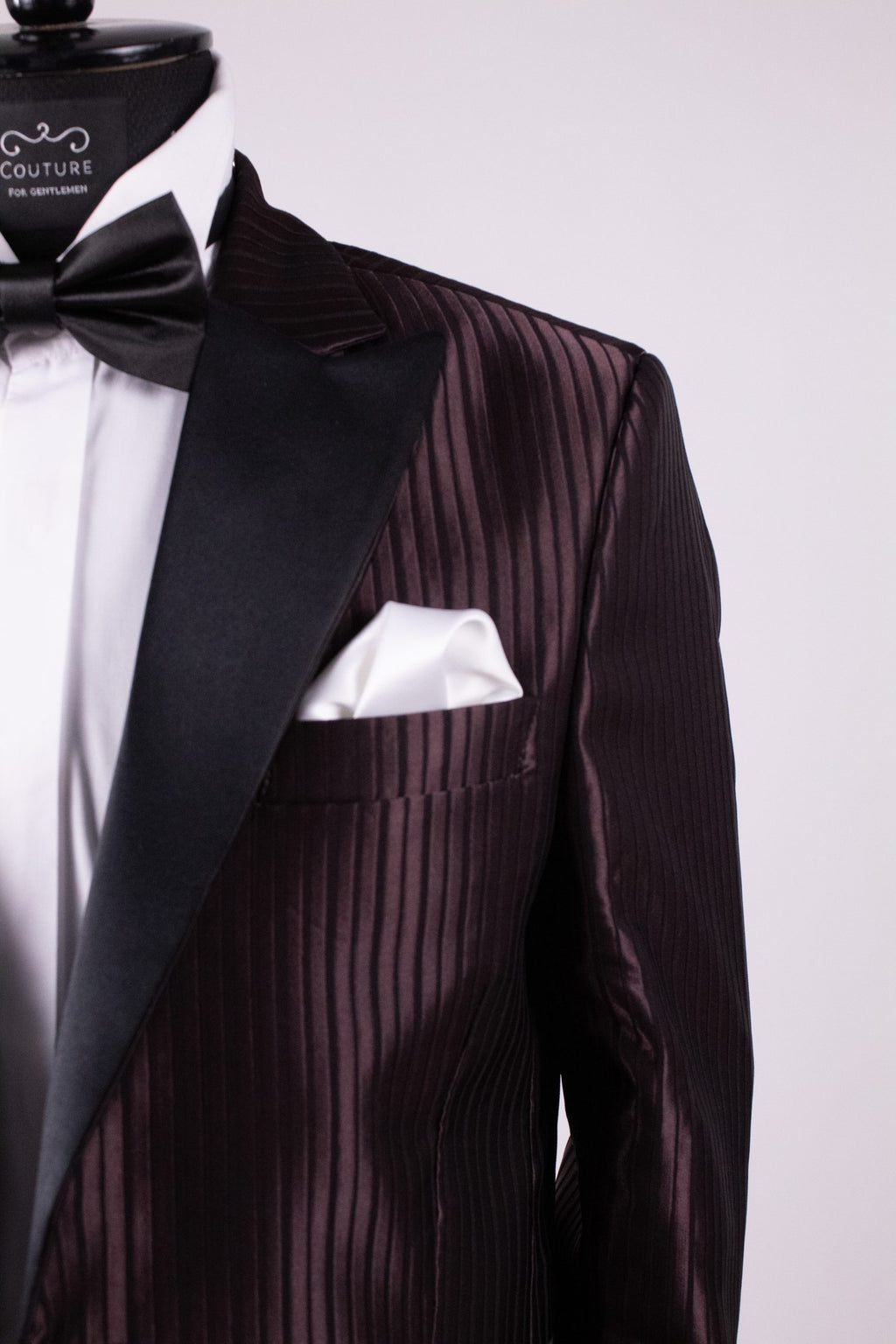 Costum nunta dungi elegante mogano Cfg049