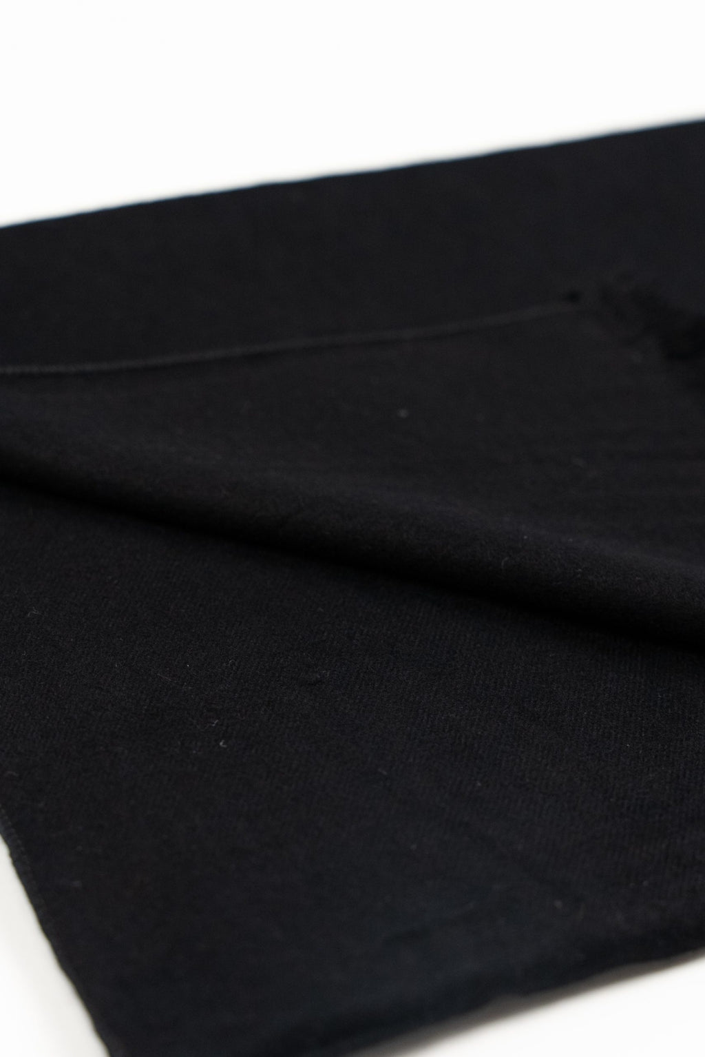 (product) Esarfa Barbati Casmir Negru Uni Ctre002