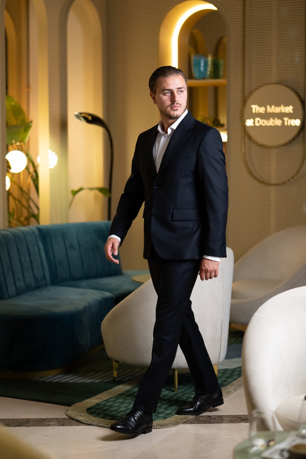 Costum barbati bleumarin premium 100% lana Vitale Barberis Canonico