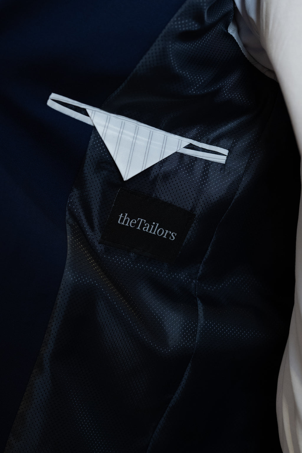 Costum barbati albastru inchis 100% lana Vitale Barberis Canonico