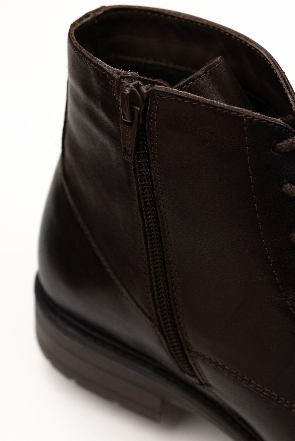 (product) Ghete Bărbați Mogano Box Cfgg740mb