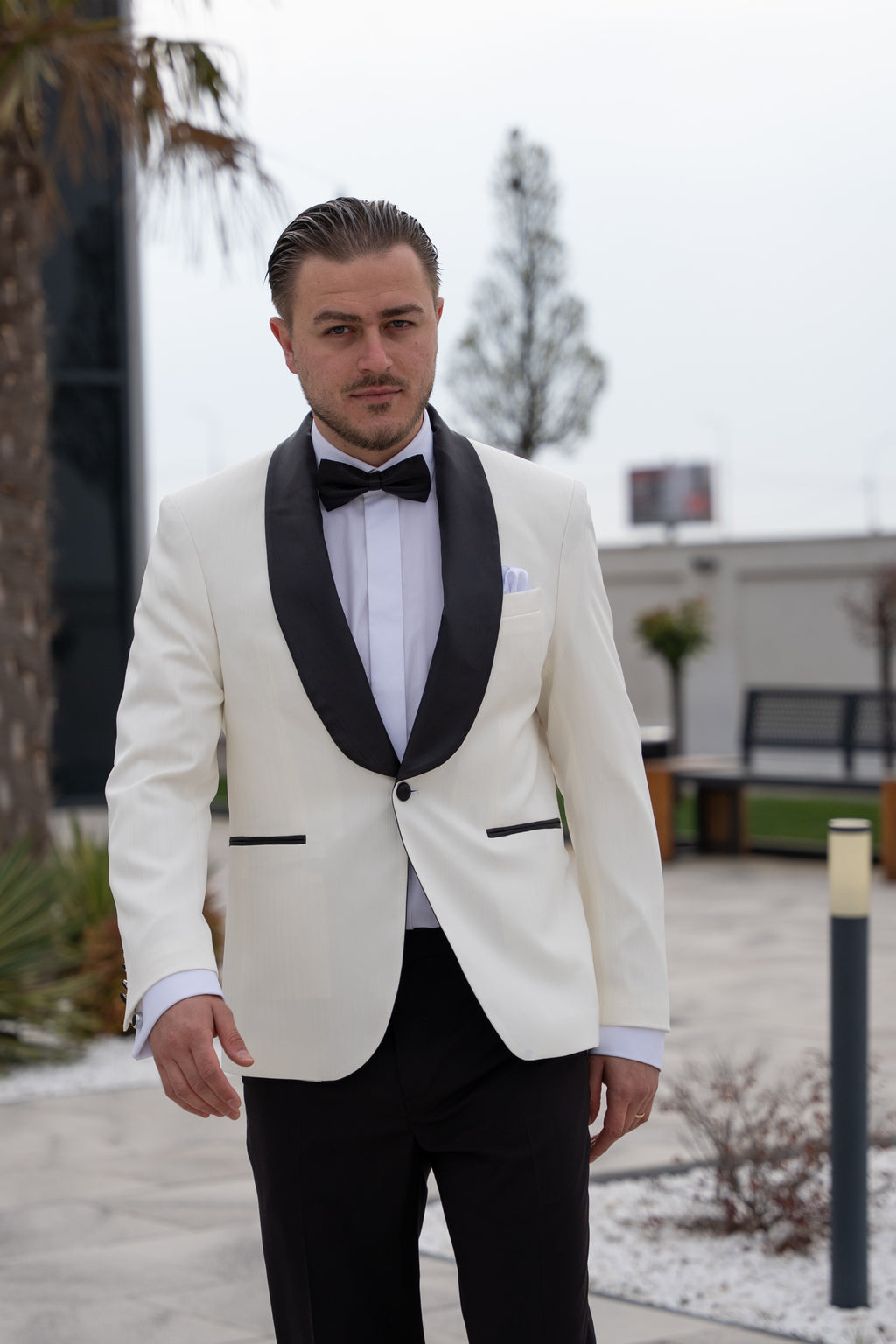 Costum alb ivory de mire rever sal