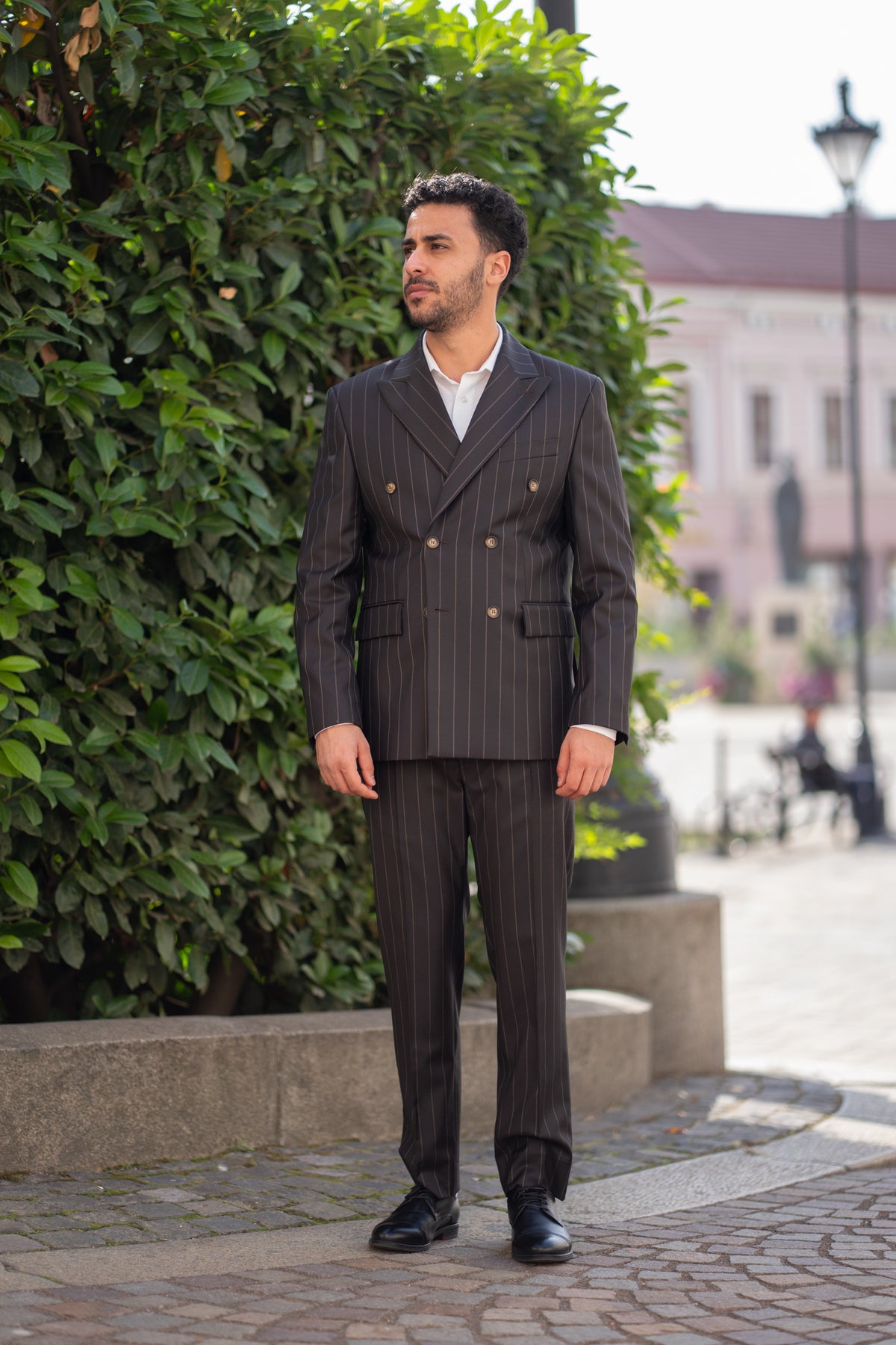 Costum barbati maro in dungi premium doua randuri 100% lana VBC