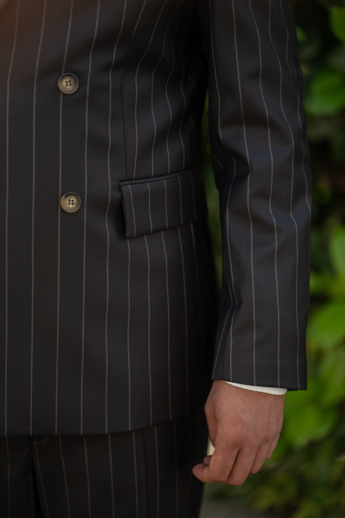 Costum barbati maro in dungi premium doua randuri 100% lana VBC