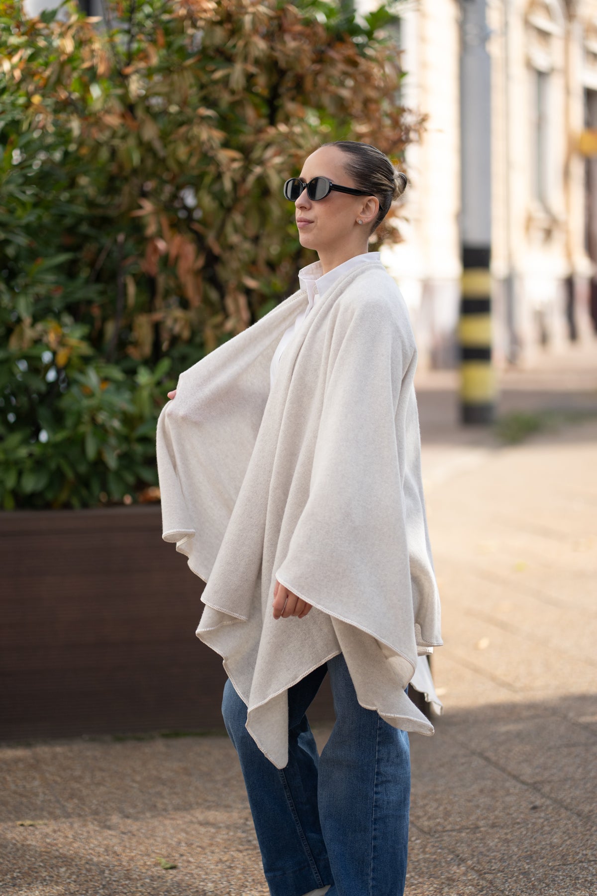 Poncho pentru dama din 100% lana, bej deschis