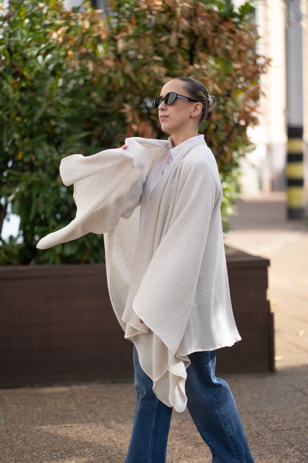 Poncho pentru dama din 100% lana, bej deschis