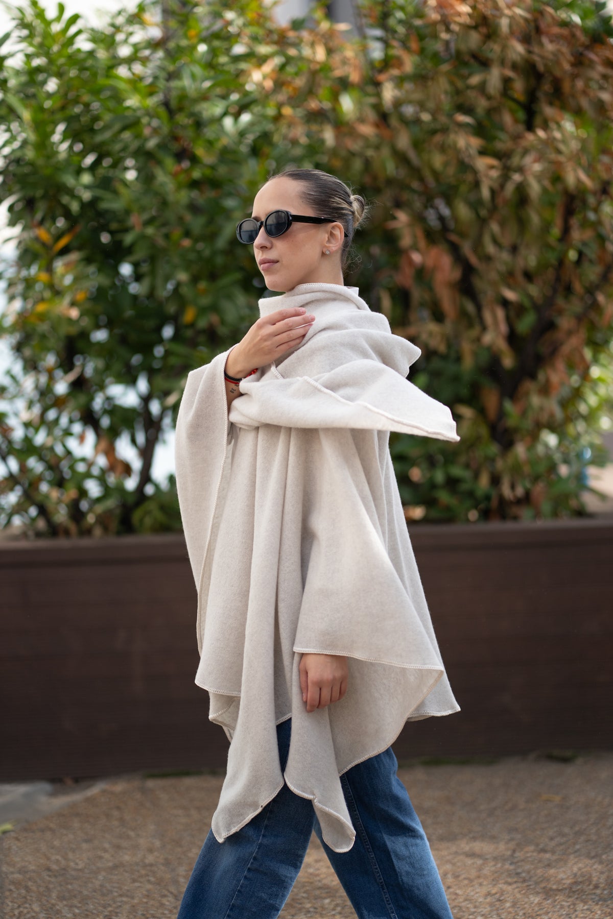 Poncho pentru dama din 100% lana, bej deschis
