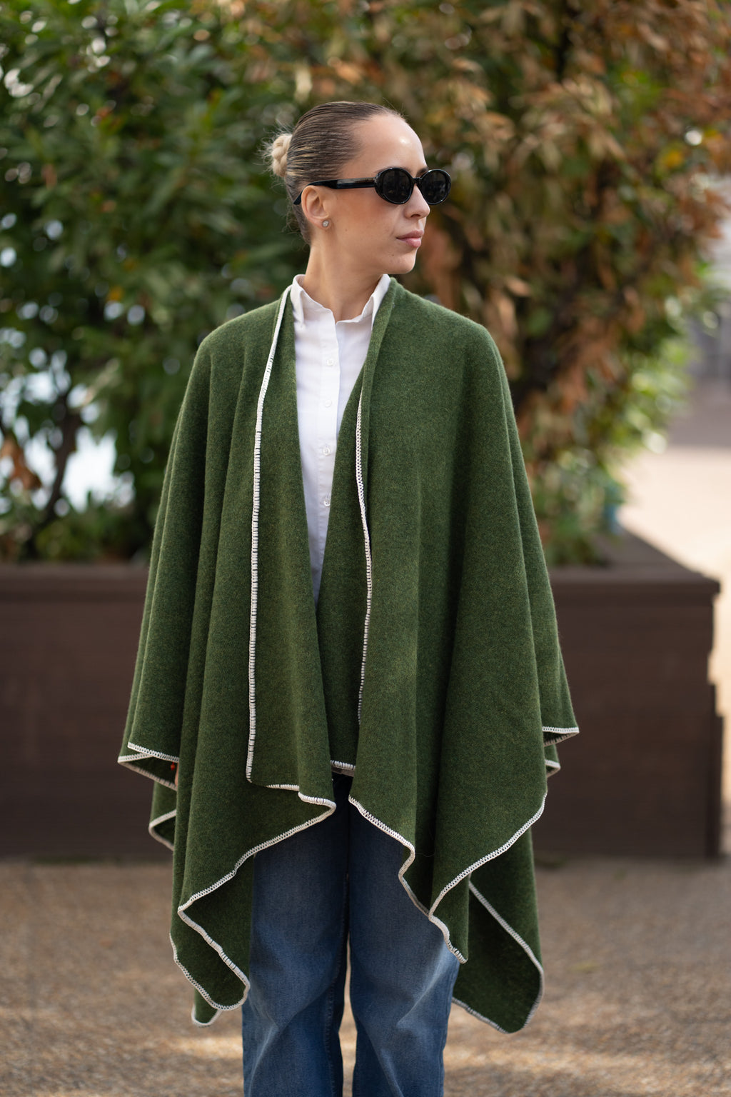 Poncho pentru dama din 100% lana, verde padure