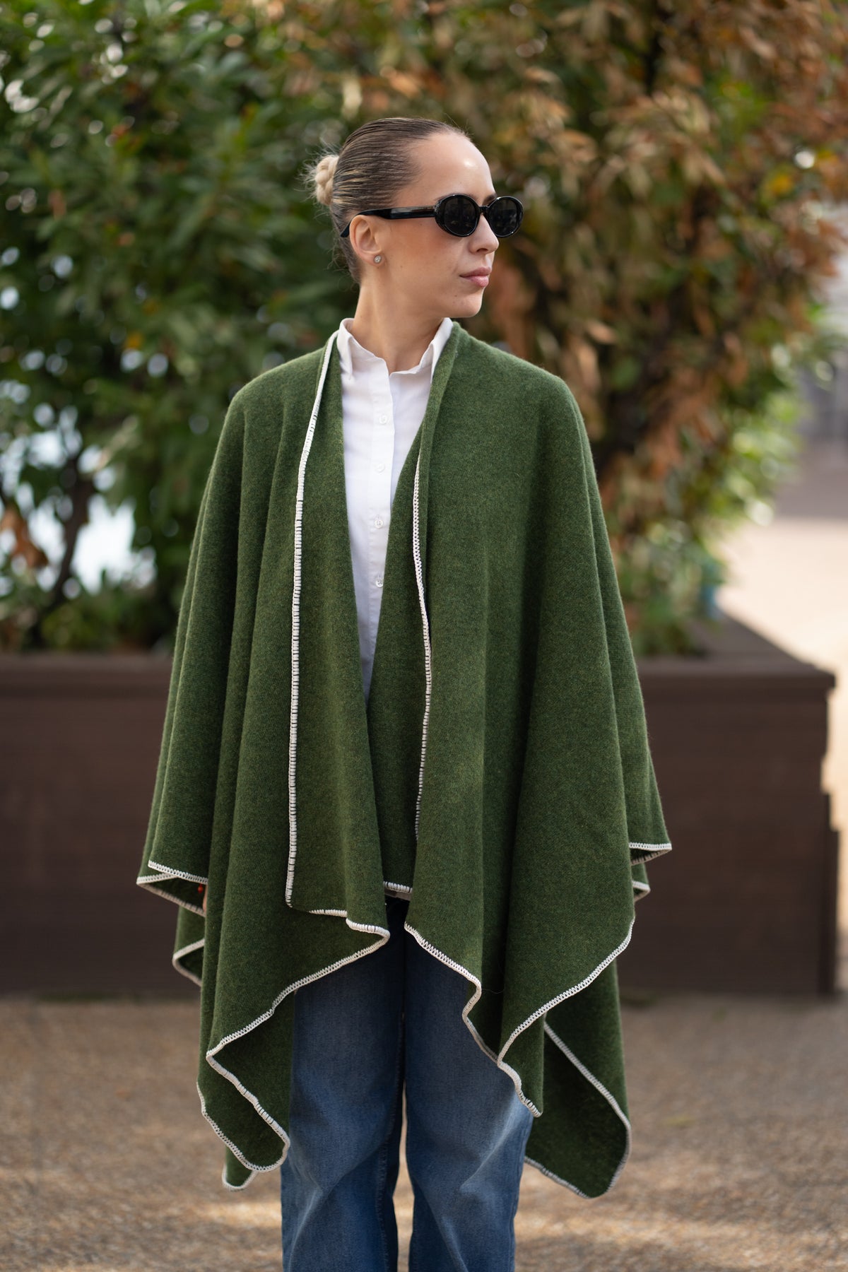 Poncho pentru dama din 100% lana, verde padure