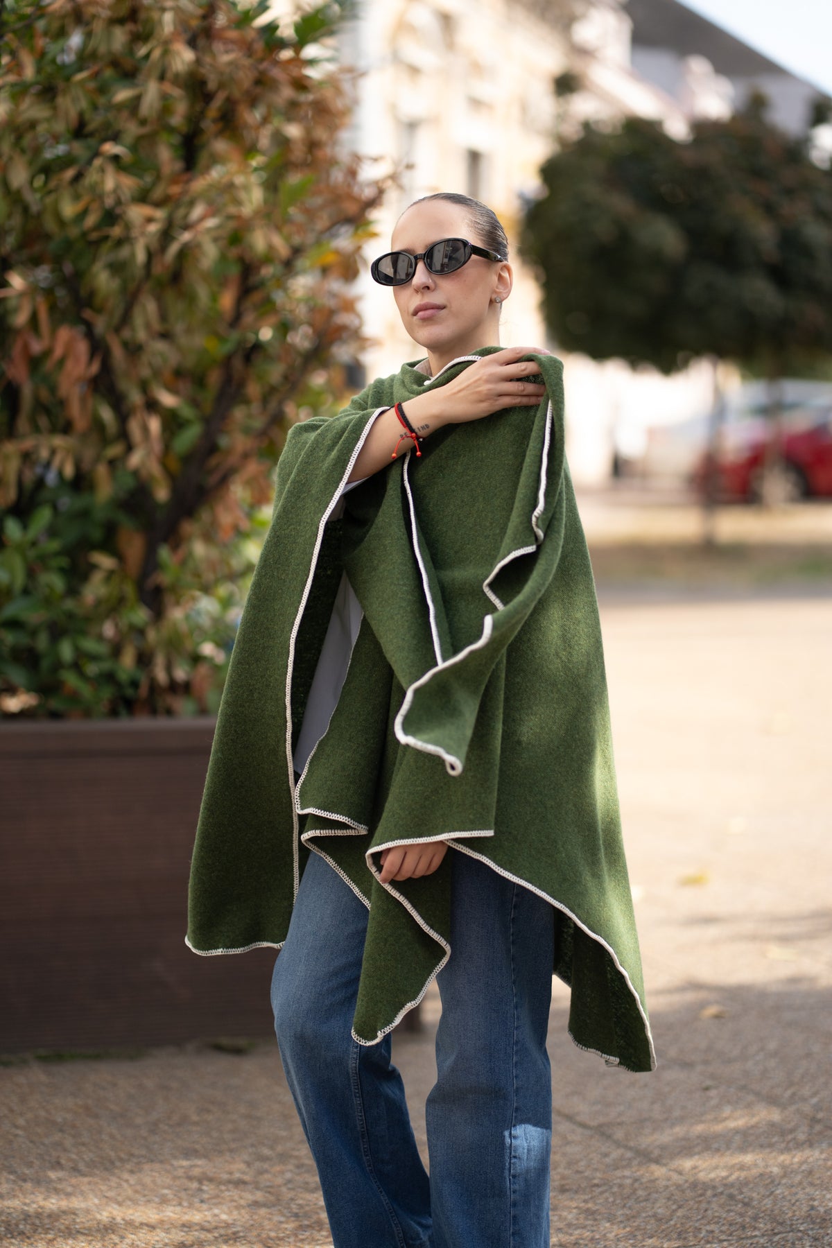Poncho pentru dama din 100% lana, verde padure