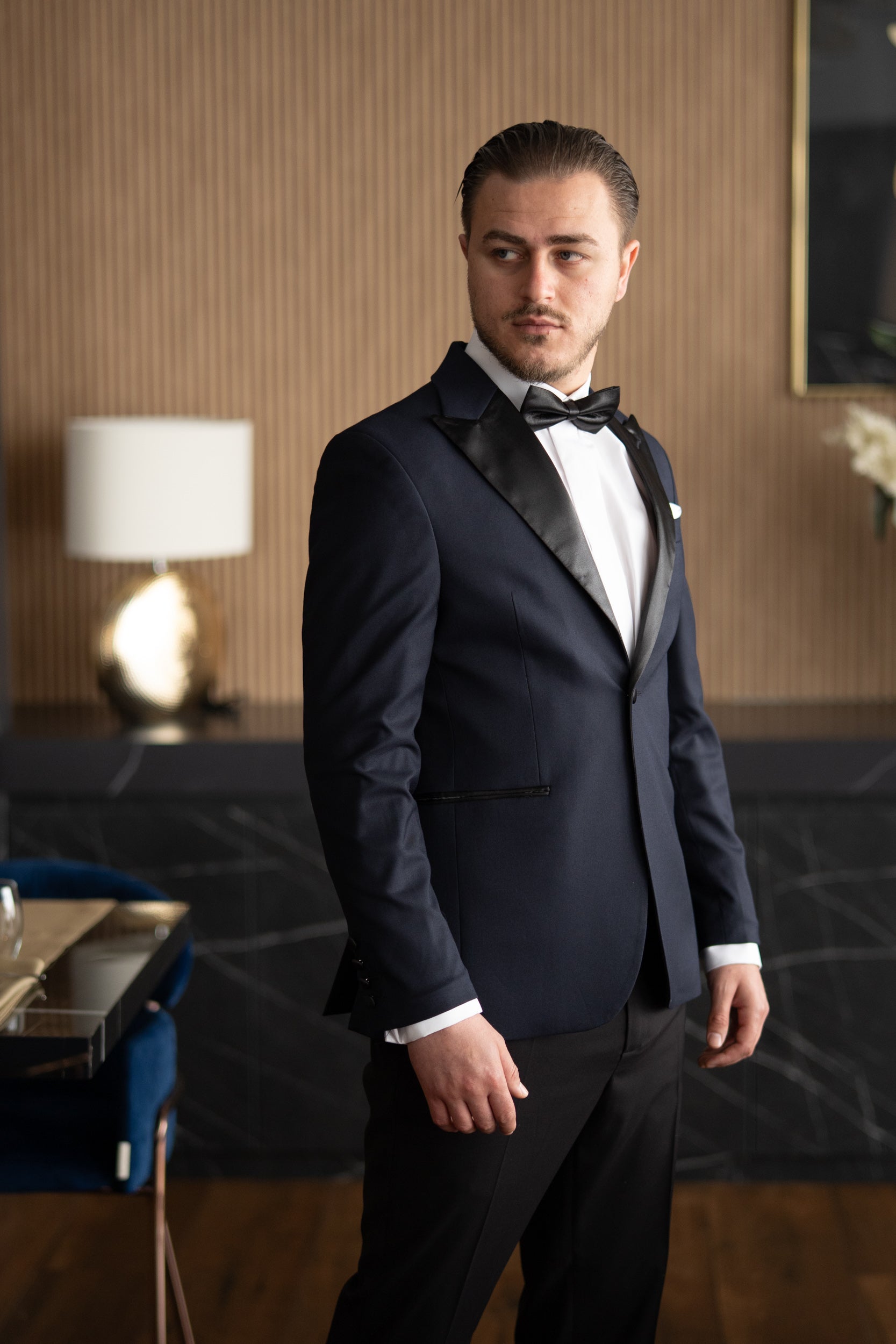 Costum Barbati Ceremonie Bleumarin Rever Ascutit Tailored Fit Cfg332