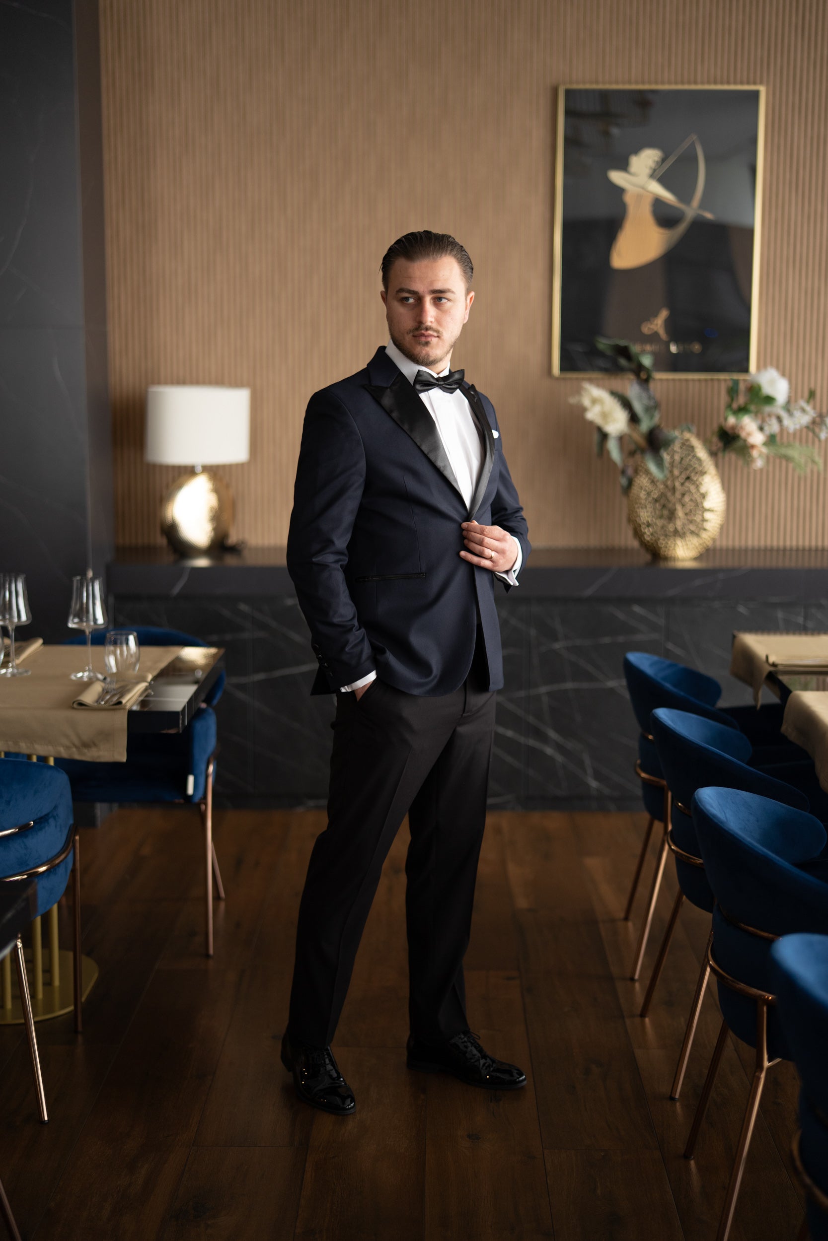 Costum Barbati Ceremonie Bleumarin Rever Ascutit Tailored Fit Cfg332