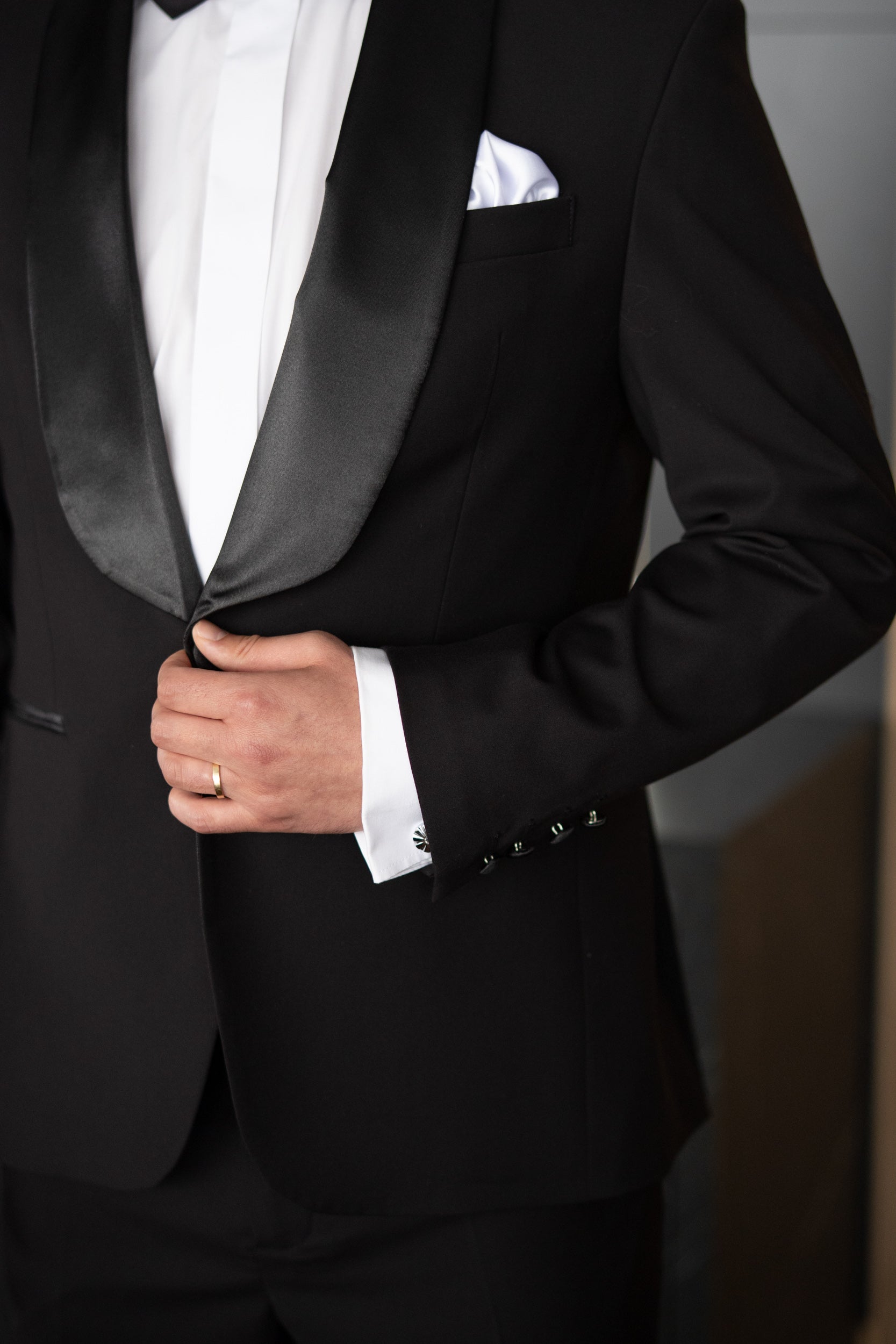 Costum Barbati Ceremonie Negru Rever Sal Tailored Fit Cfg340