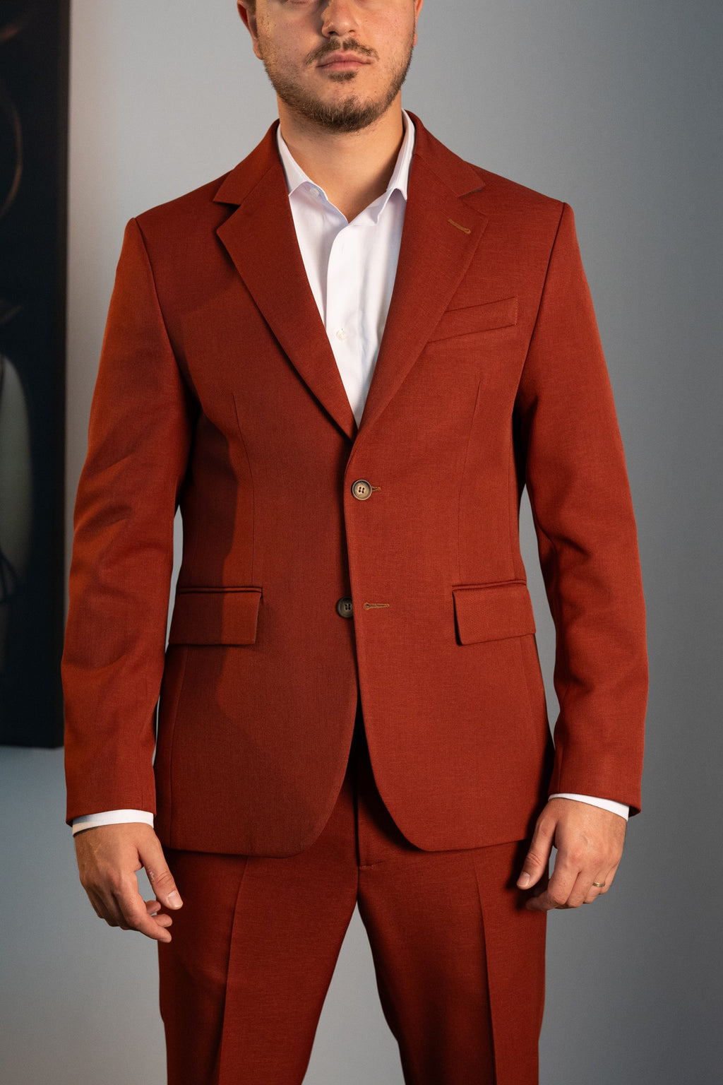 Costum barbati maro caramiziu