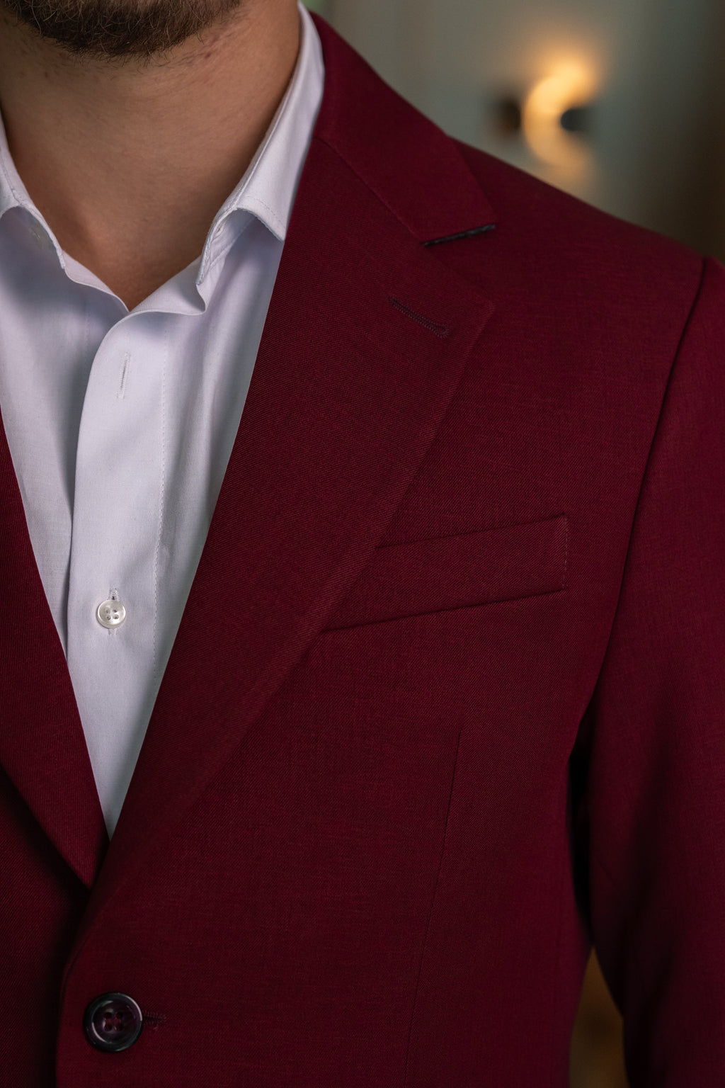 Costum barbati burgundy rever crestat