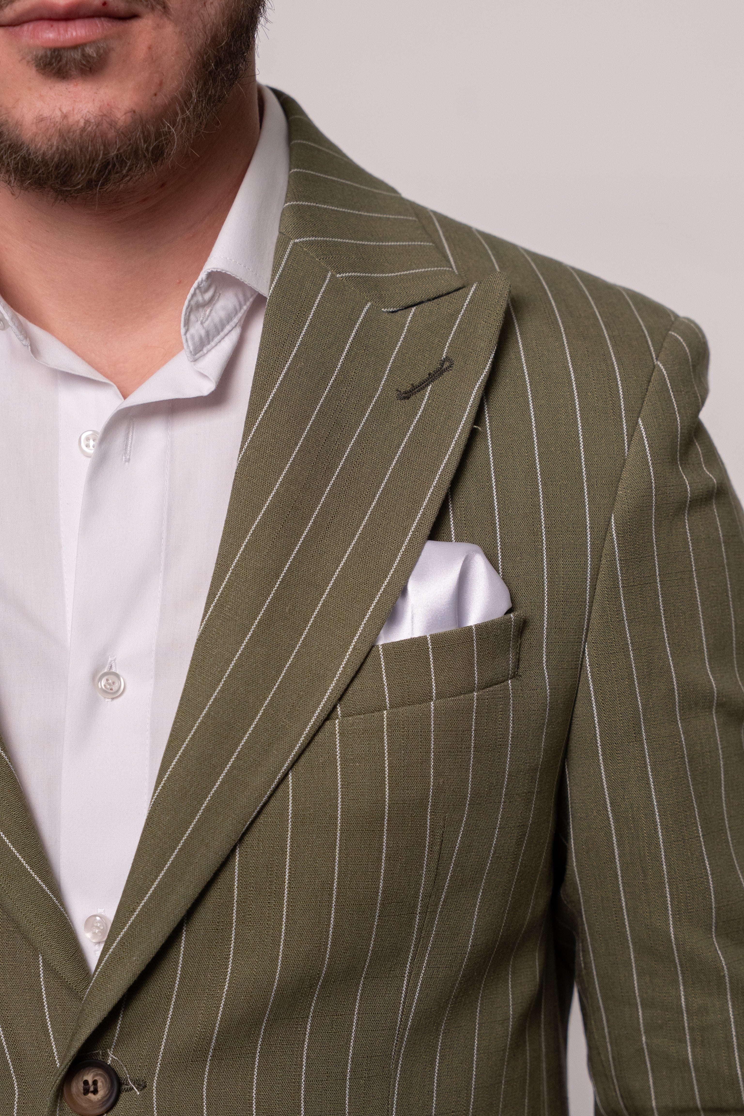 Costum barbati din in verde olive dungi