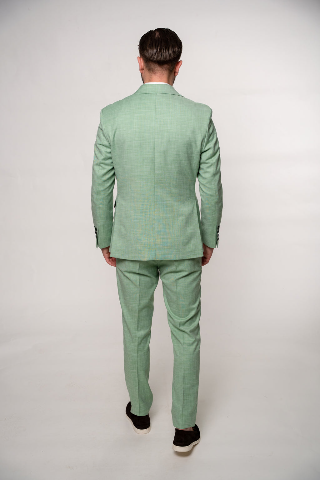 Men's Amalfi green costume jacket from Couture for Gentlemen, stylish tailored blazer with classic lapel and pocket details.