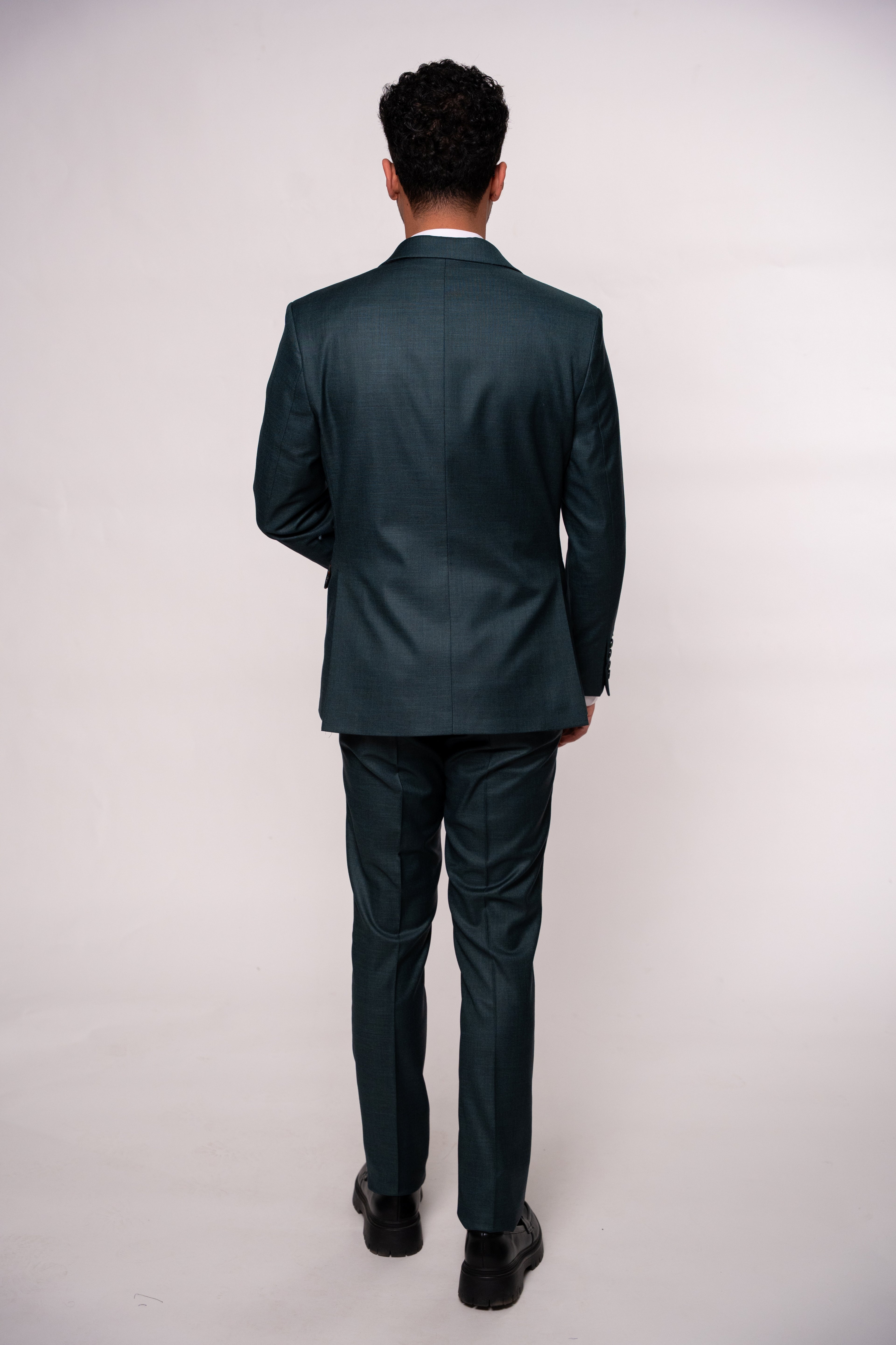 Costum barbati doua randuri de nasturi verde inchis