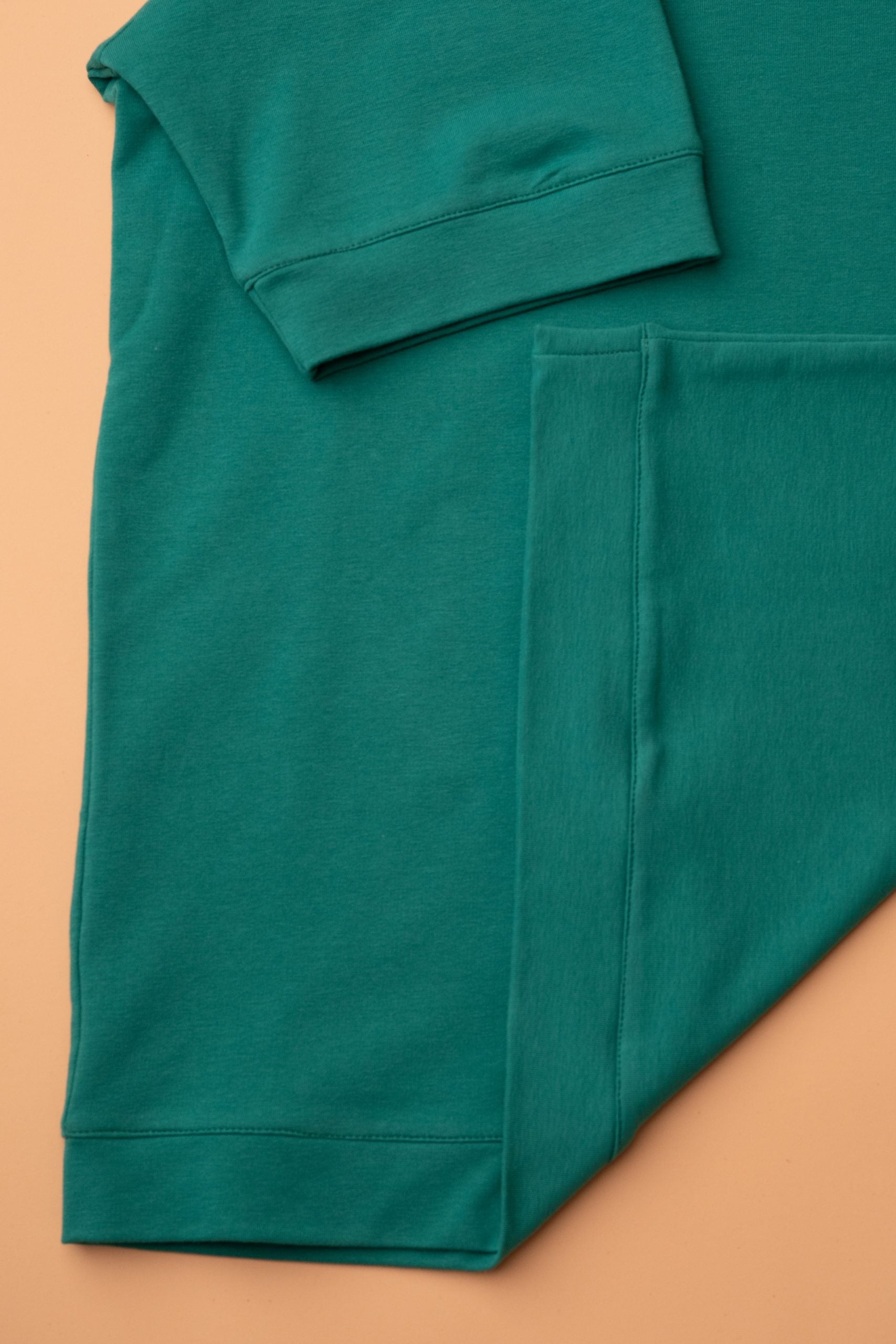 (product) Tricou verde smarald bumbac confort fit Cfgtr007