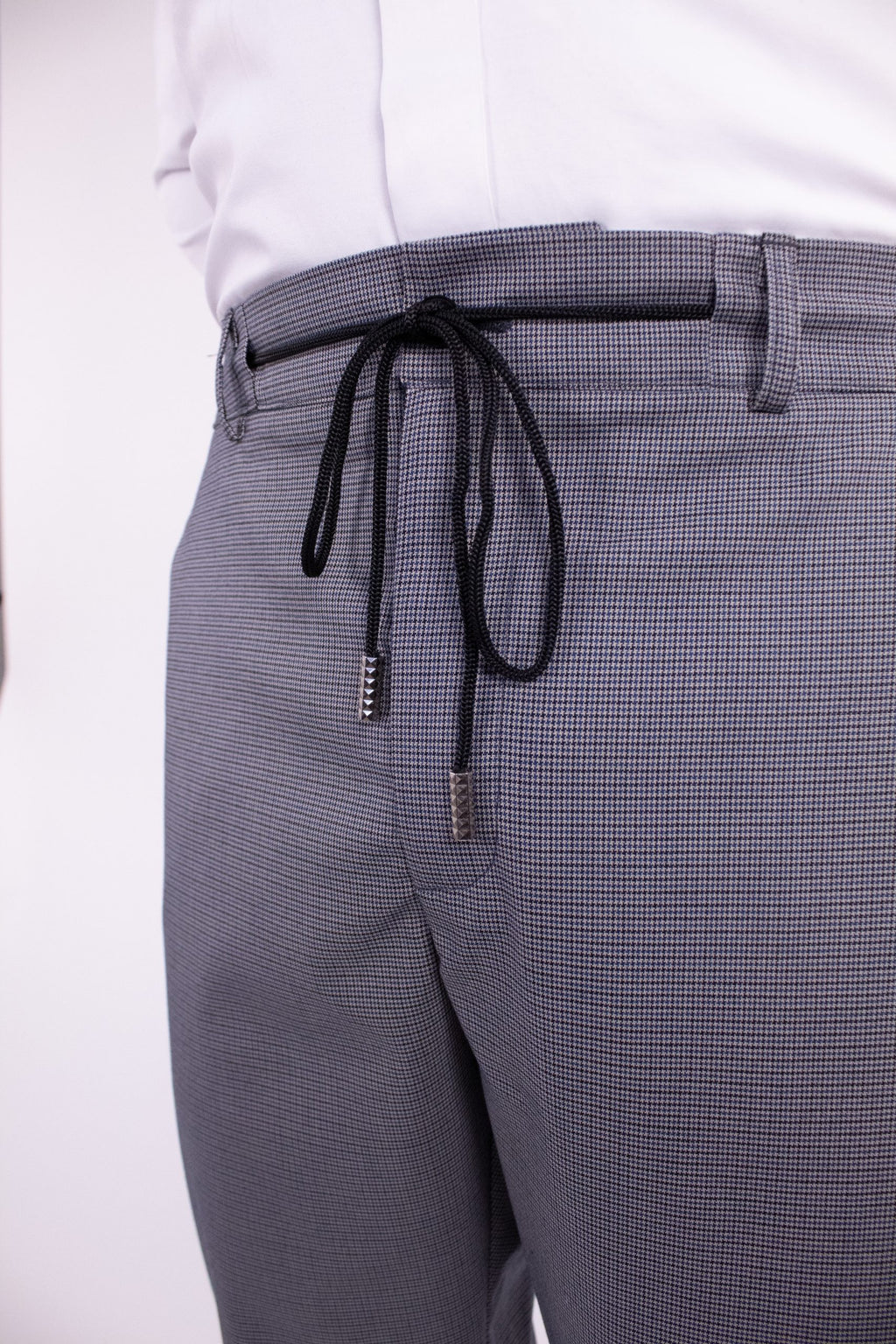 Dark gray textured comfort fit chino pants, Cfgpc003 