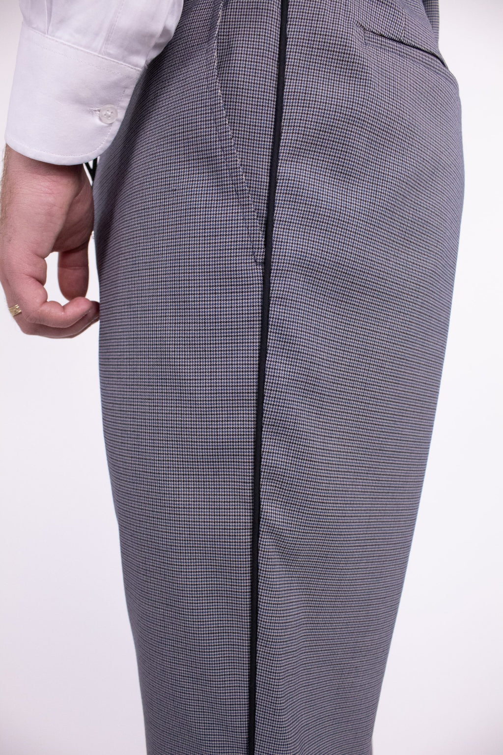 Dark gray textured comfort fit chino pants, Cfgpc003 