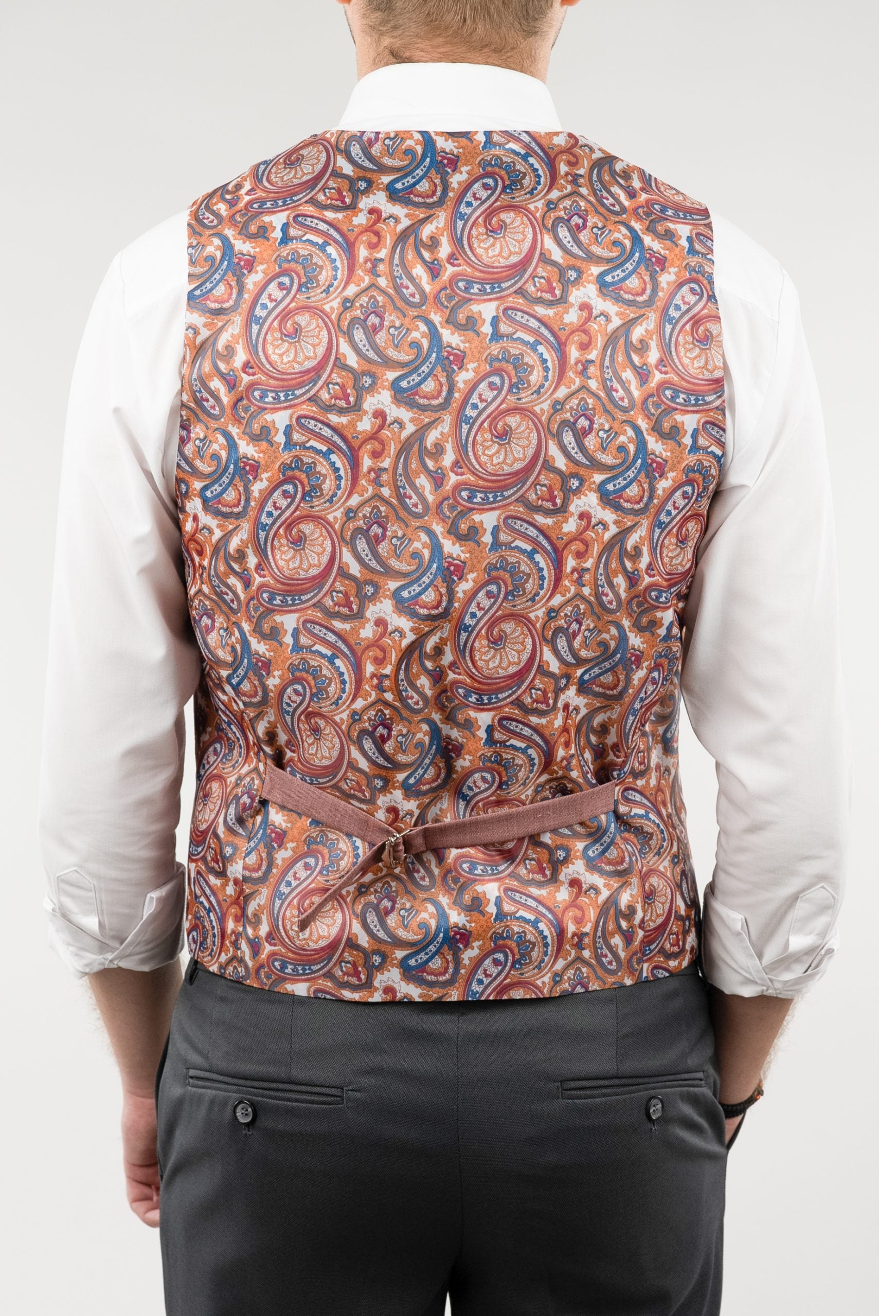 (product) Vesta Barbati un rand de nasturi Rever Ascutit Roz Inchis Vs1rarzi