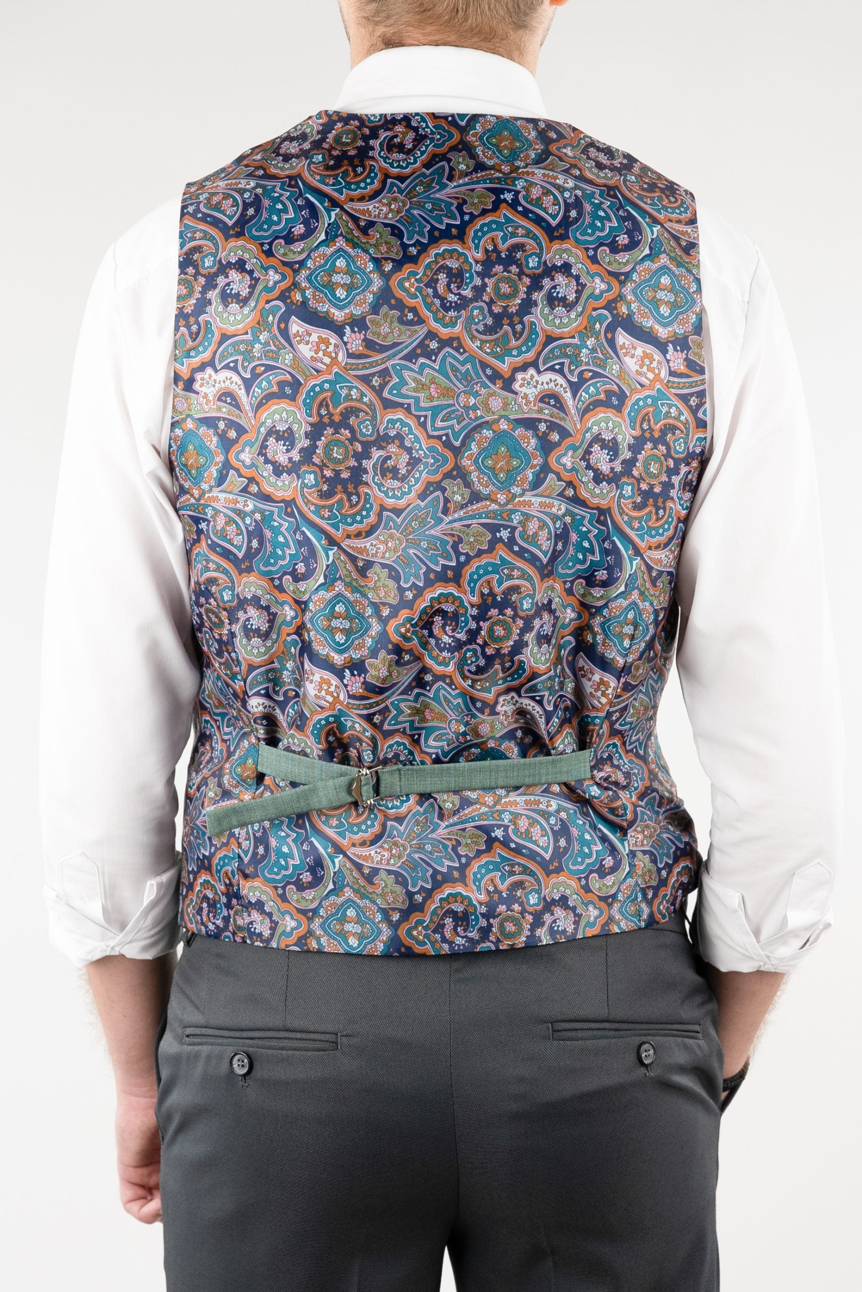 (product) Vesta Barbati un rand de nasturi Rever Ascutit Verde Deschis Vs1ravd